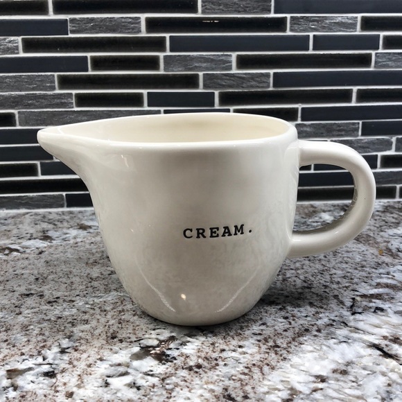 Rae Dunn Sugar & Creamer Set - Picture 4 of 5